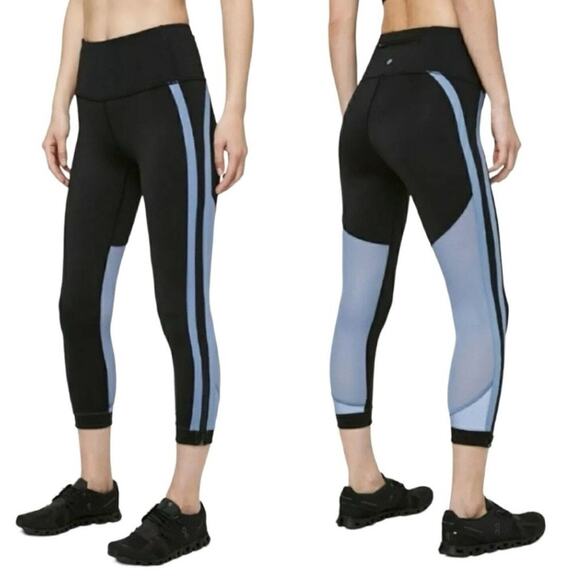 Lululemon high rise size 4 Zip the line crop legging black / utility blue 23" - Picture 10 of 10